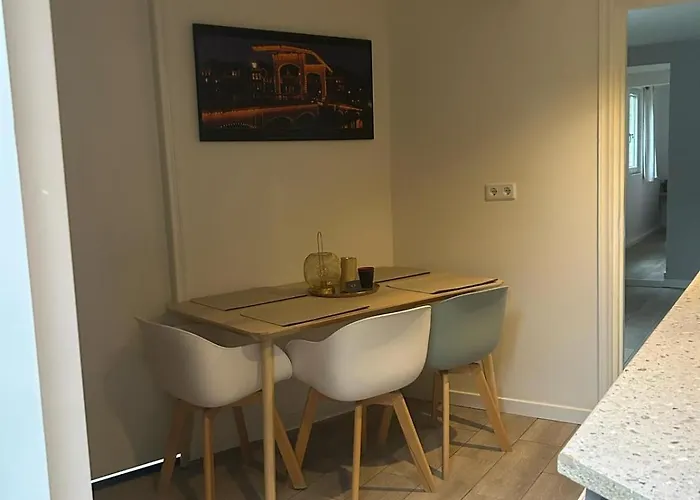 Lovely Tiny House 아파트