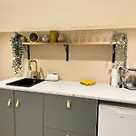 Lovely Tiny House Apartmán